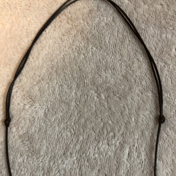 Beaded Necklace with adjustable leather strap - Picture 5 of 5